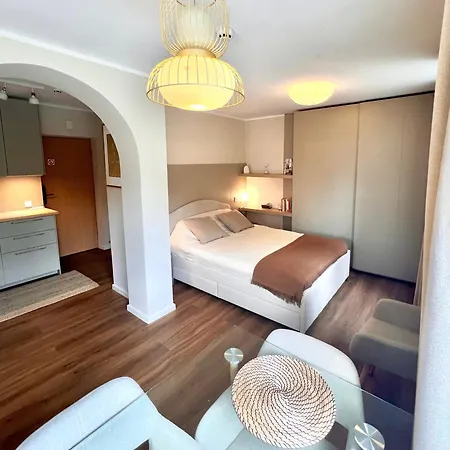 Apartament Dabintos Sunny Arch Druskieniki